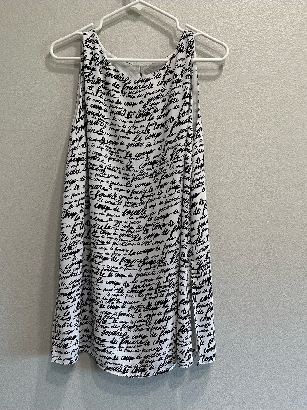 Chico’s size 2/large,white and black tunic tank,French script,Coup de foudre